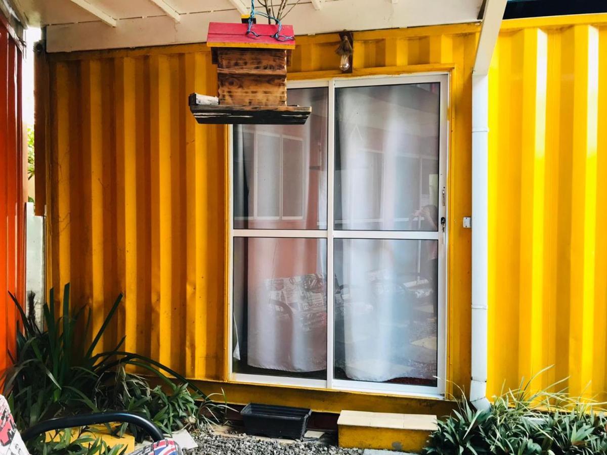 HOSTEL Suítes Containers Araquari Exteriér fotografie