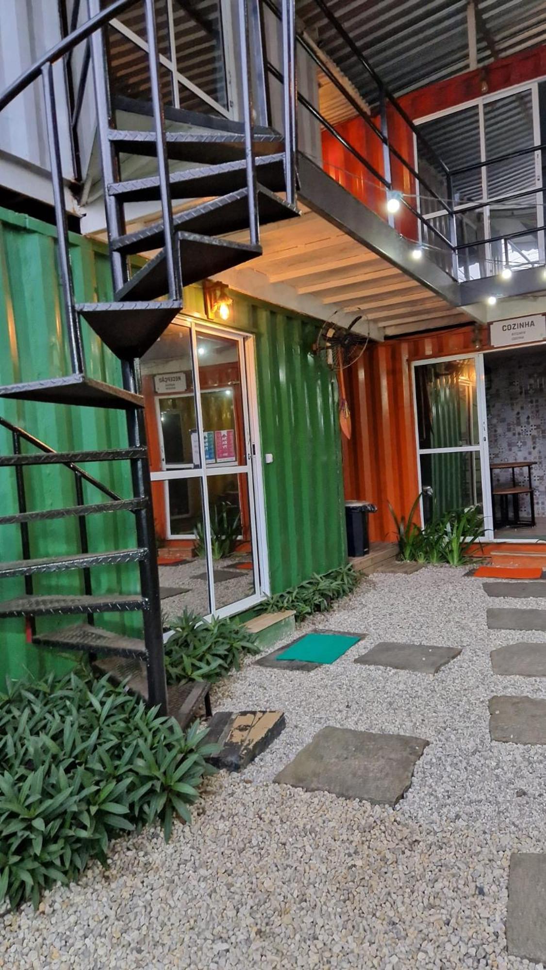 HOSTEL Suítes Containers Araquari Exteriér fotografie