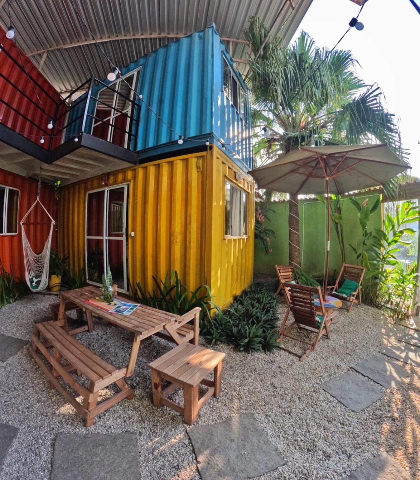 HOSTEL Suítes Containers Araquari Exteriér fotografie